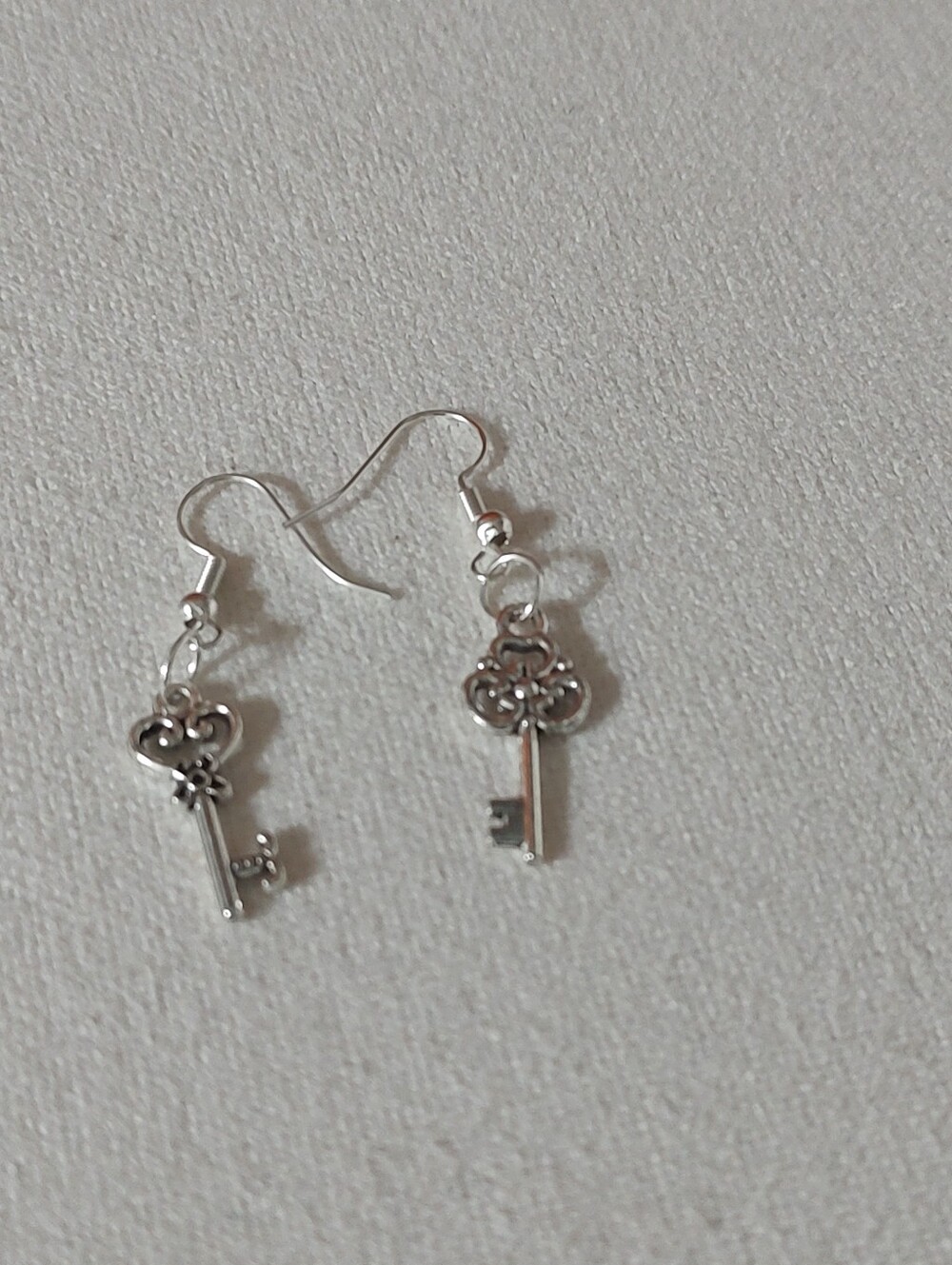 New Silver Tone Key Dangle Earrings